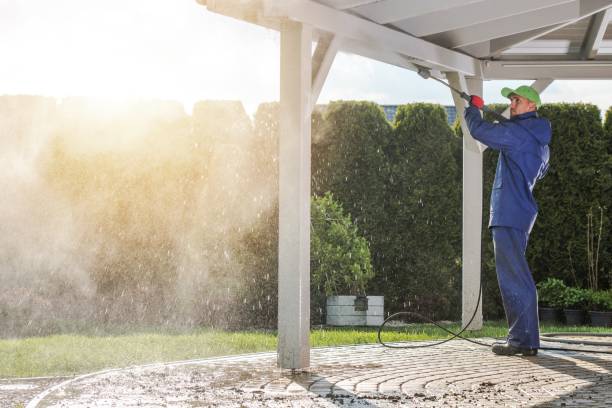 Best Window and Screen Pressure Cleaning in Central Falls, RI